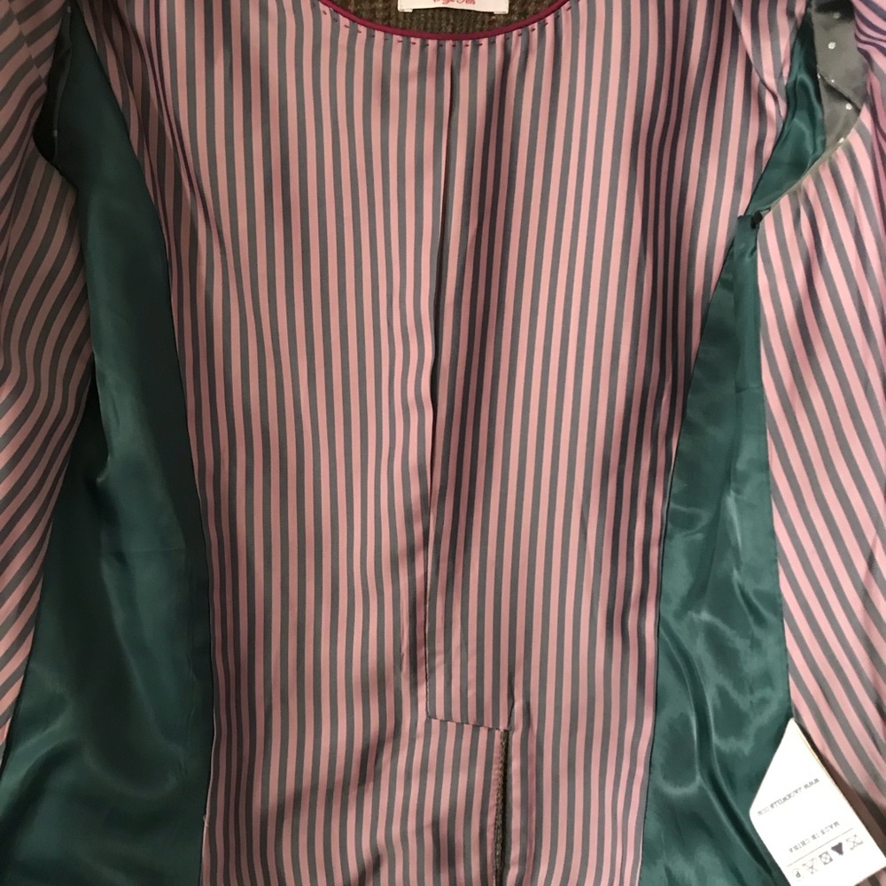 Jacket - Picture 4 of 4
